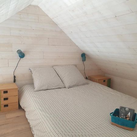 Gite Atypique Avec Jacuzzi Hillion Eksteriør billede
